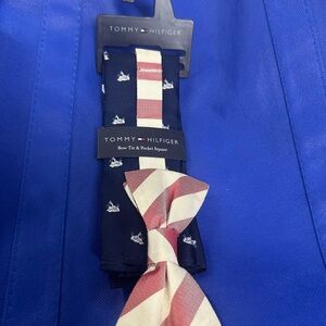 Tommy Hilfiger Navy and Red Striped Bow Tie Set